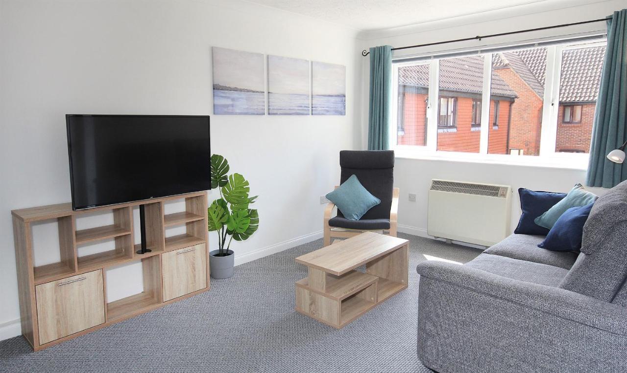 Chipad Mono - Quality City Centre Apartment, With Free Parking Space Chichester Eksteriør bilde